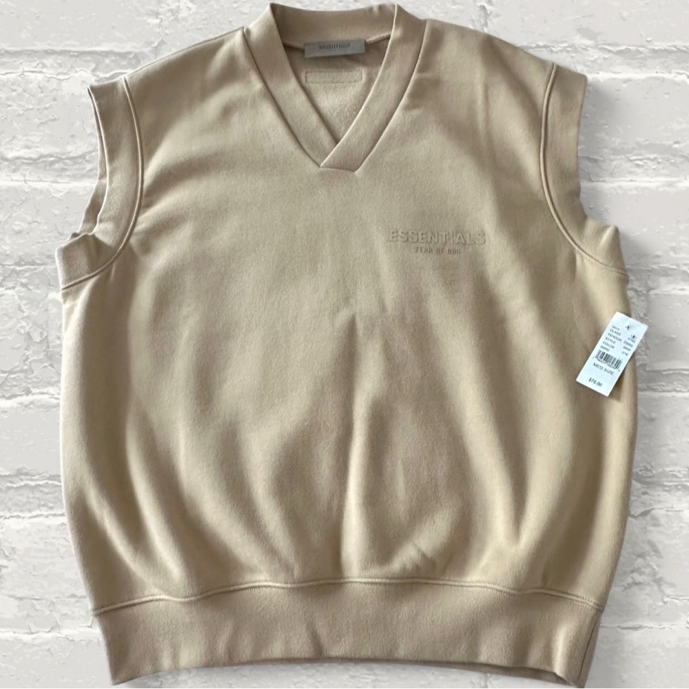 Fear of God Essentials V-Neck Vest in Sand - Picture 4 of 7